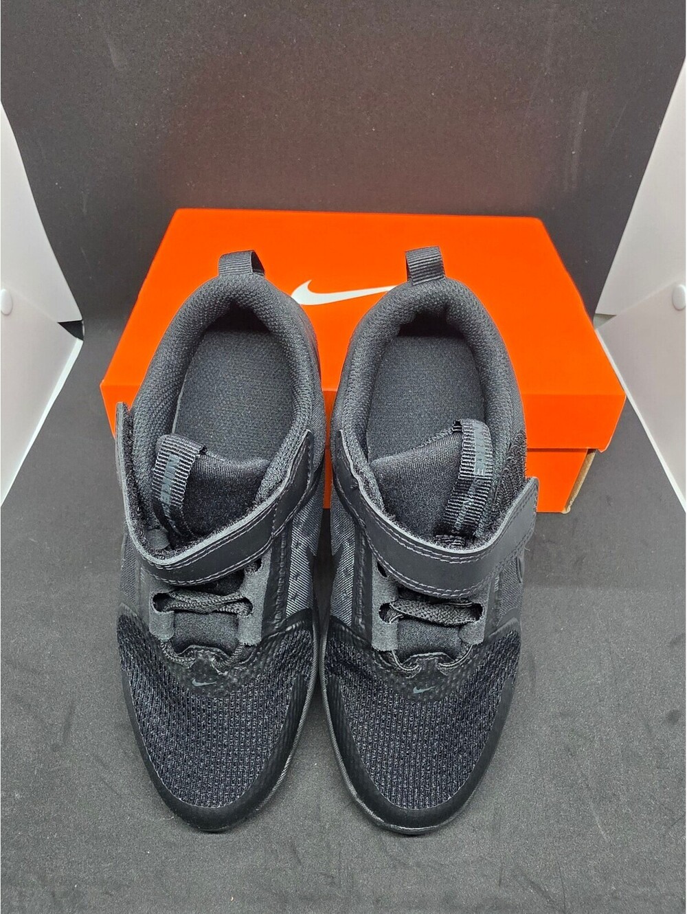 Nike Star Runner 5 PS Black Kids Sneakers Size 13C *NEW IN BOX*